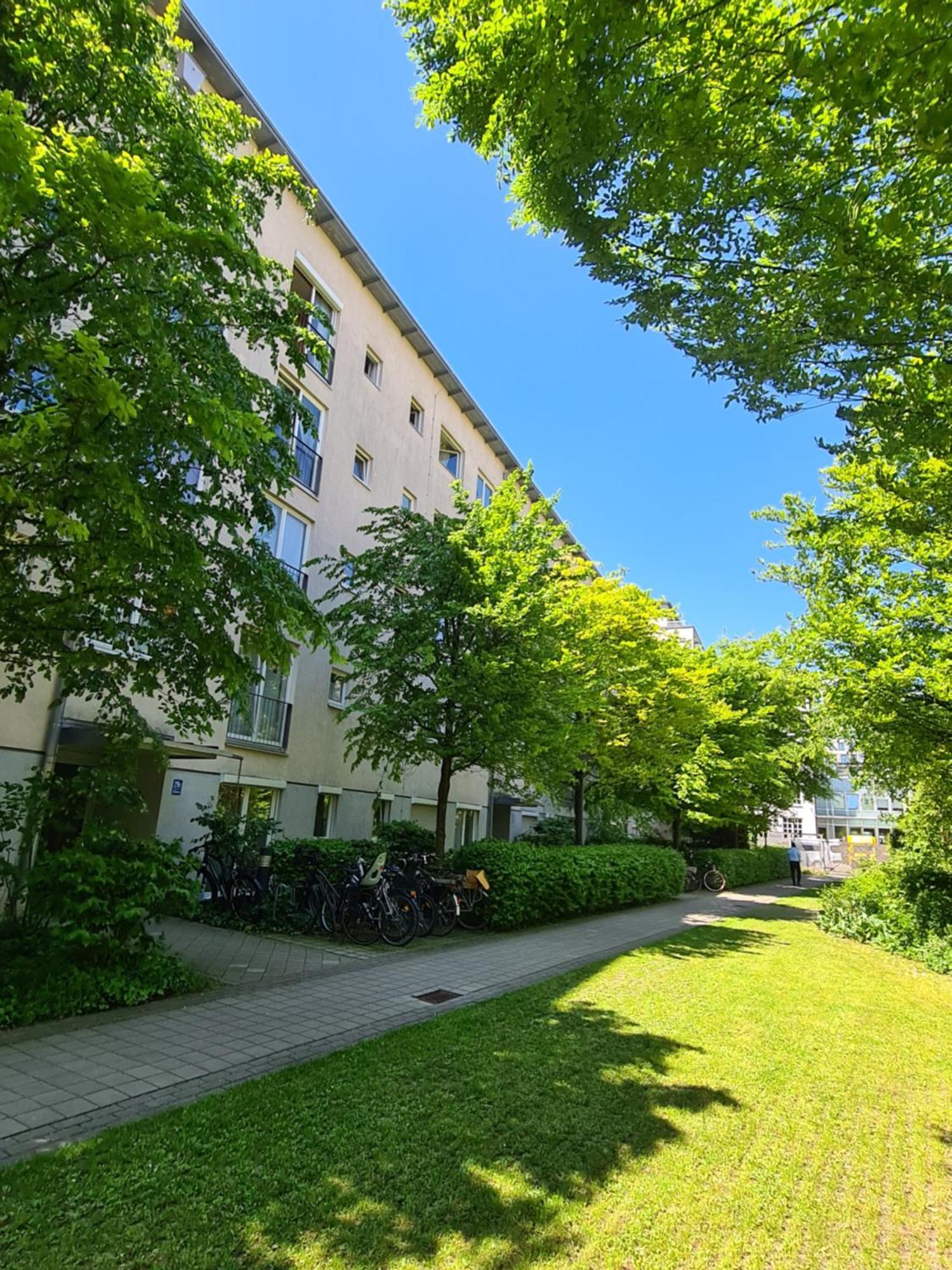 Ridler Theresienwiese, Parking & Rooftop Terraces 2 Room Munich Exterior photo
